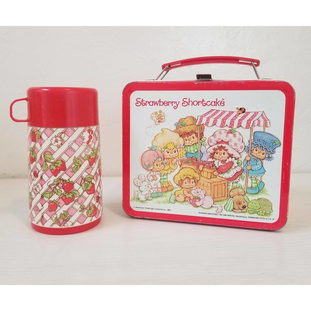 Strawberry Shortcake Metal Lunch Box, Bradley Clock, & Her Friends Books - Picture 4 of 12